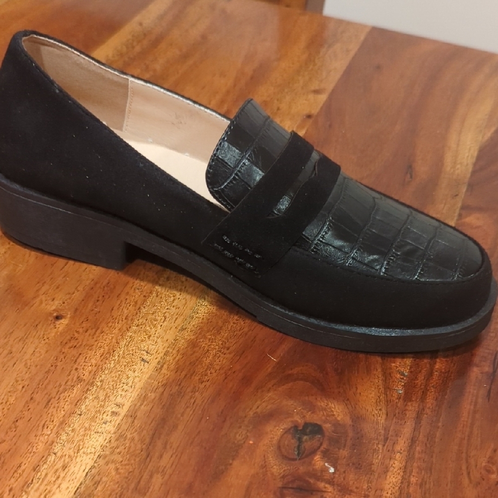 Ladies Black Loafers, Faux Suede, Croc Embossed, Brand New Size 38/7.